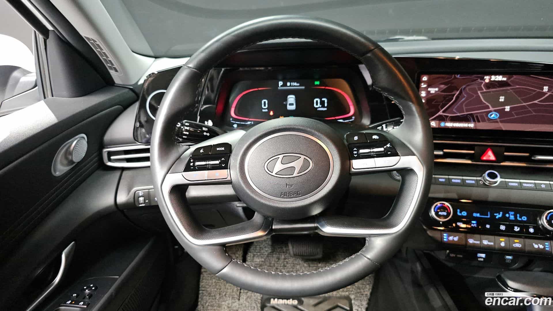 AVANTE Hyundai 2023.10-OPTION-017