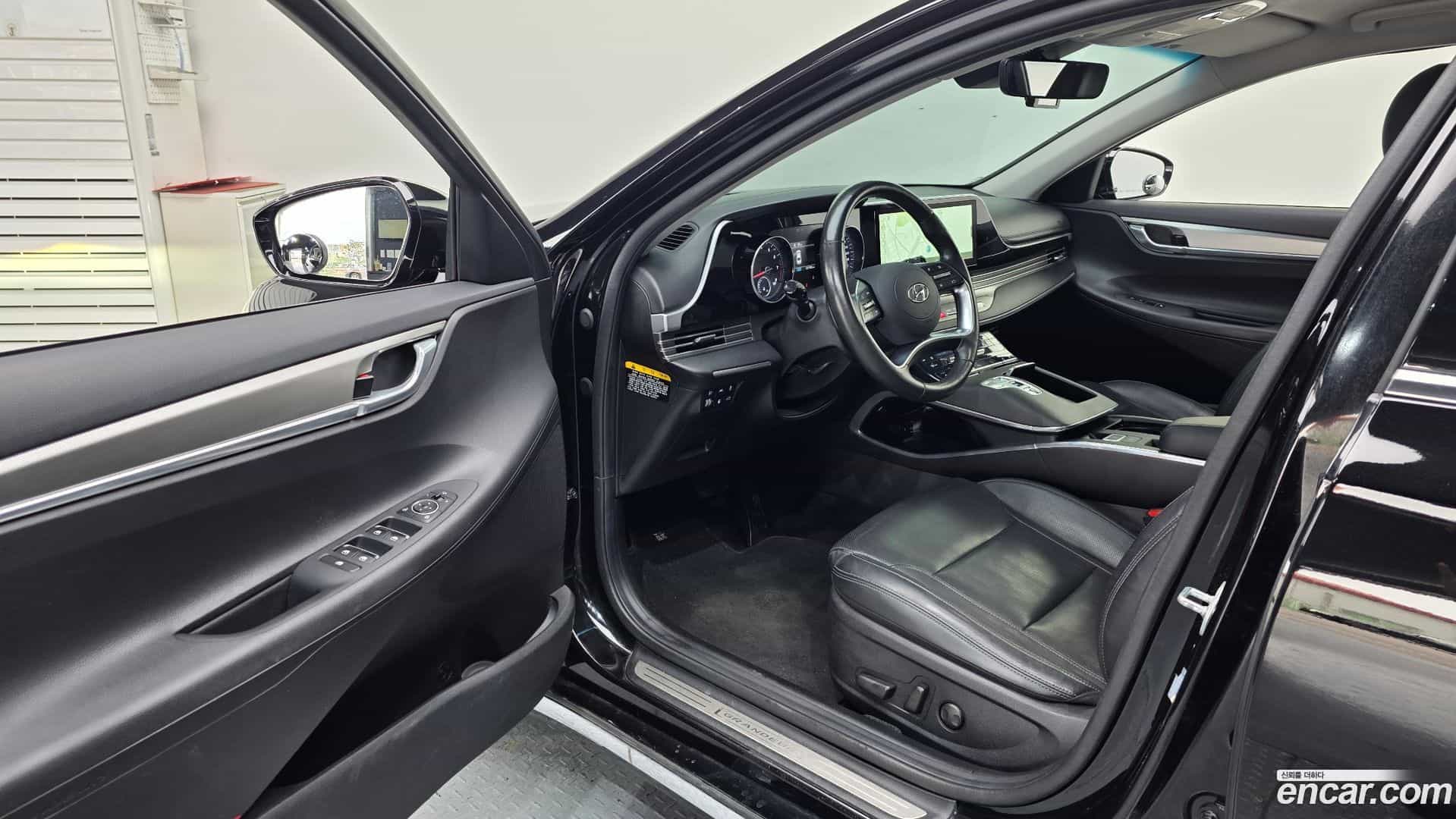 Grandeur Hyundai 2020.3-INNER-010