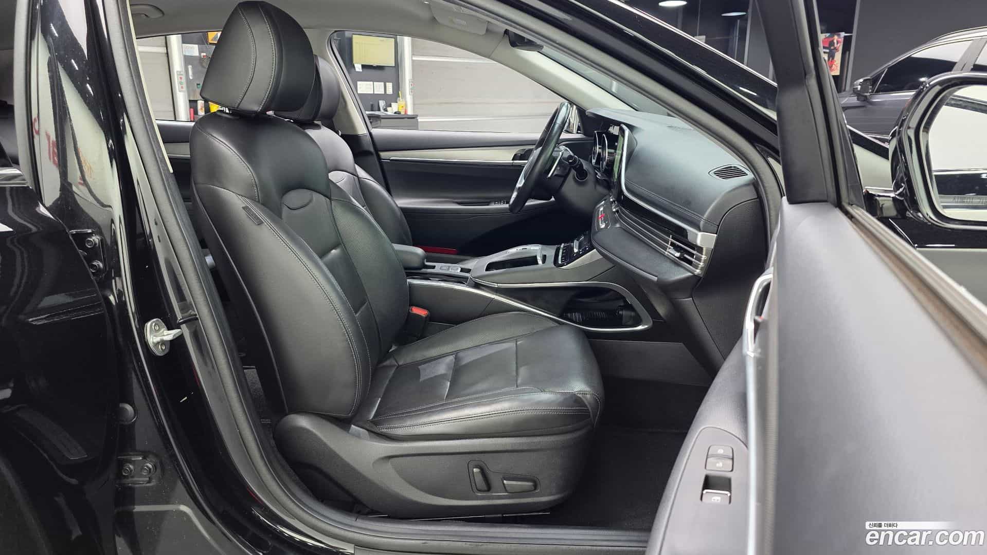 Grandeur Hyundai 2020.3-OPTION-016
