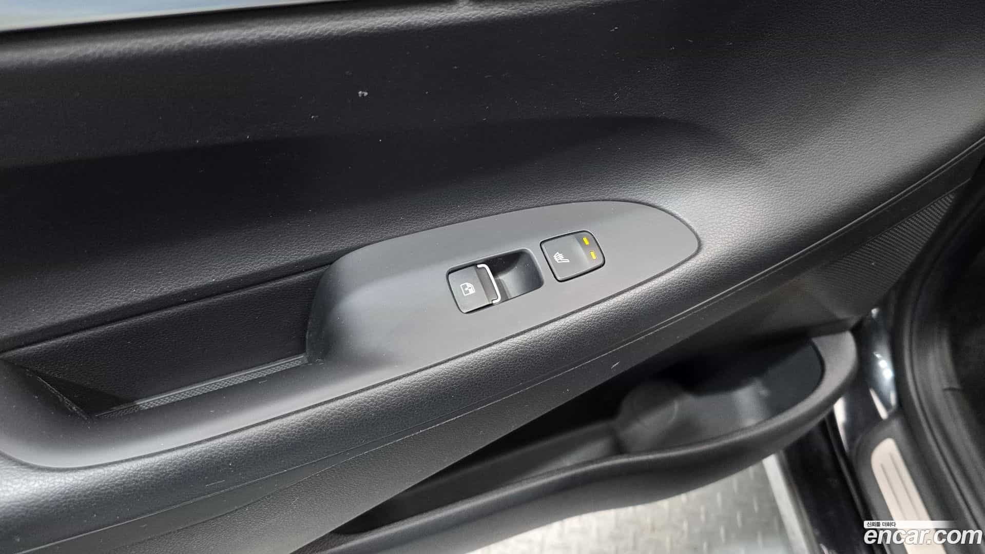 Grandeur Hyundai 2020.3-OPTION-023