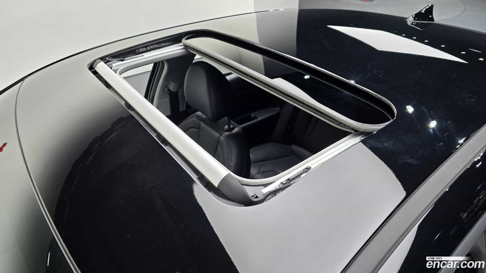 AVANTE Hyundai 2025.9-OPTION-021