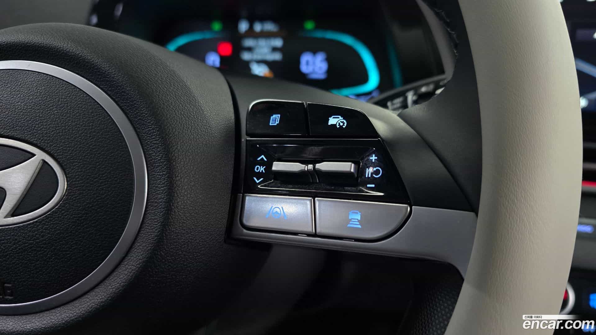 AVANTE Hyundai 2025.9-OPTION-022