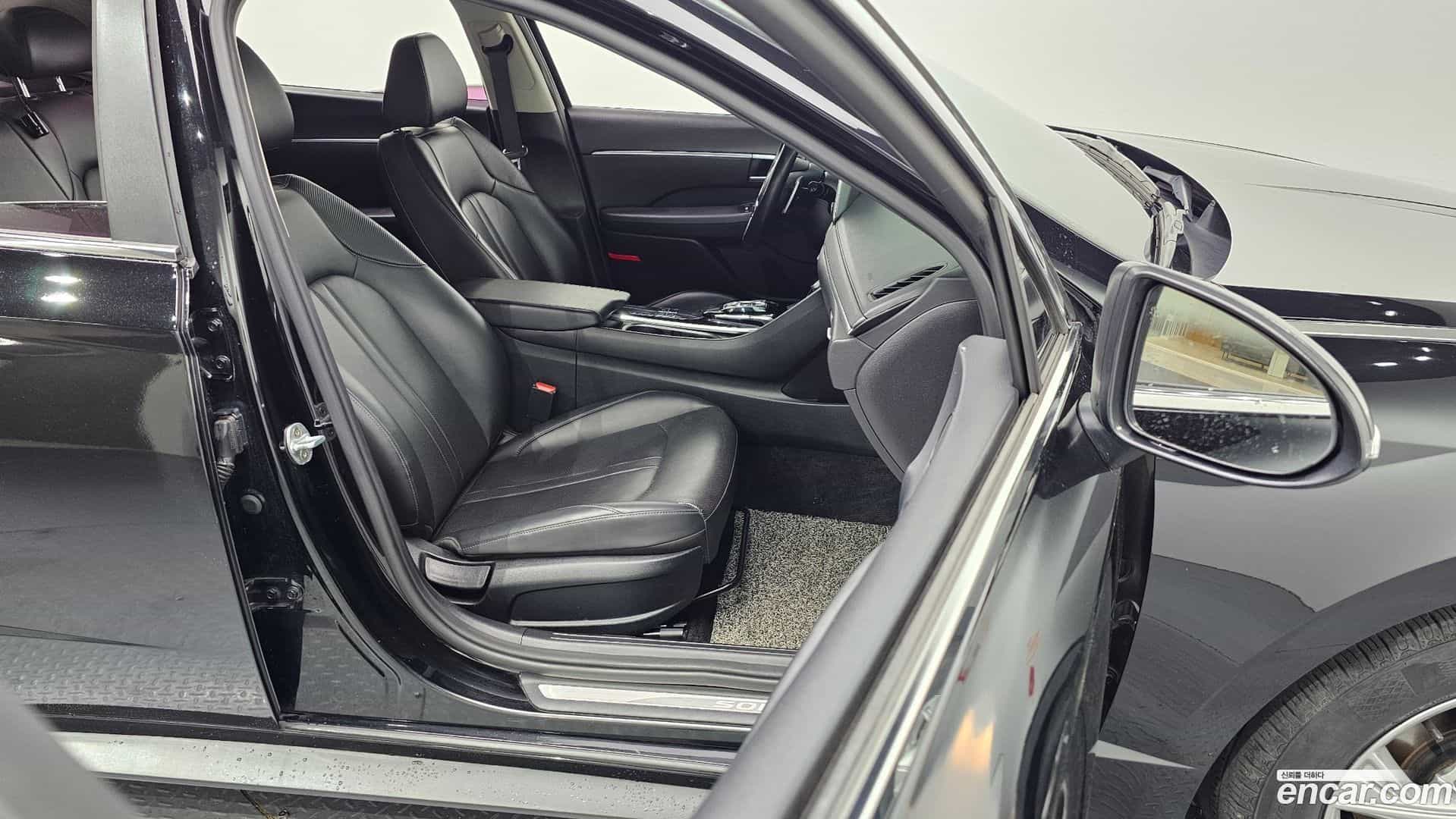 Sonata Hyundai 2019.3-INNER-010