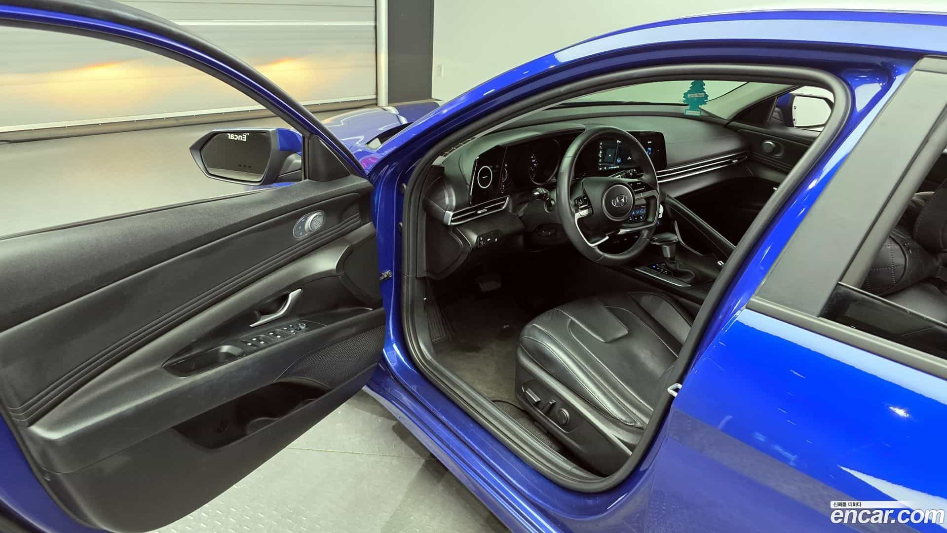 AVANTE Hyundai 2022.2-INNER-010