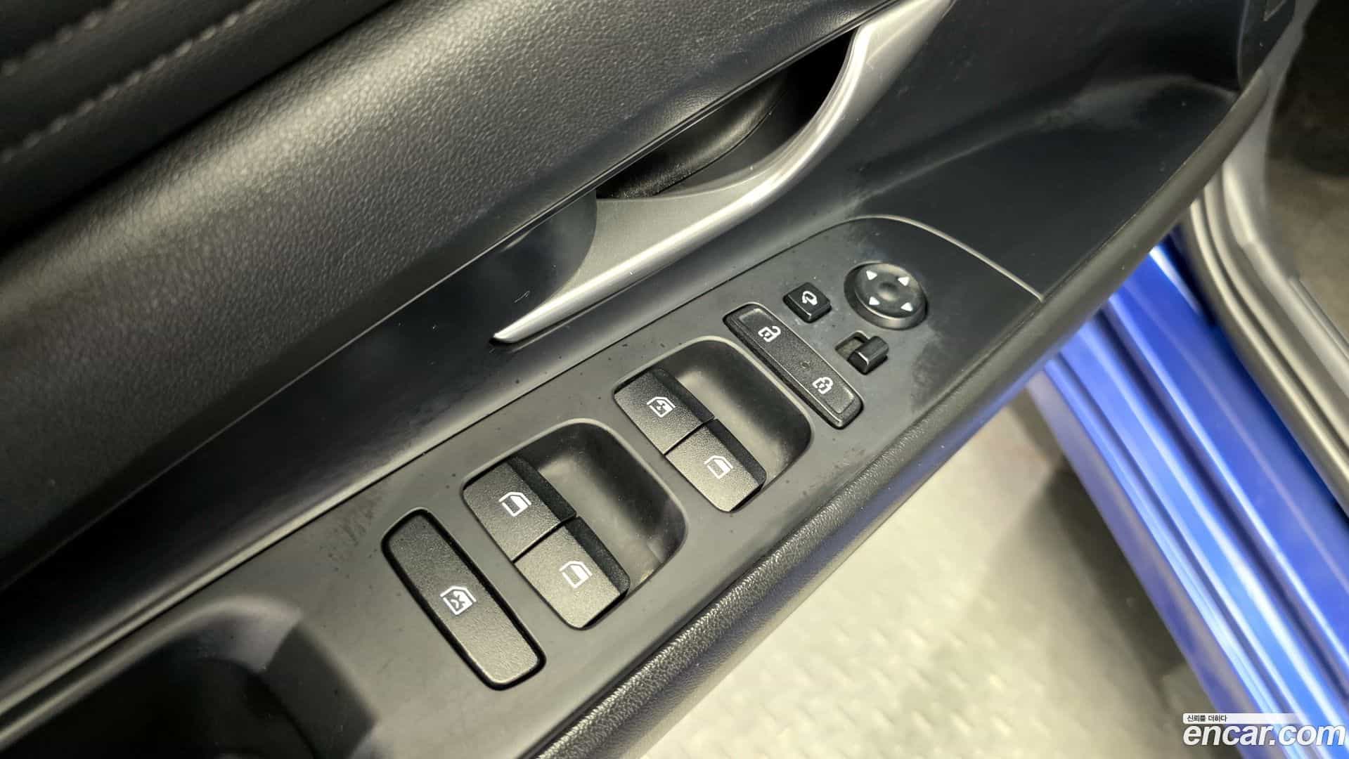 AVANTE Hyundai 2022.2-OPTION-018