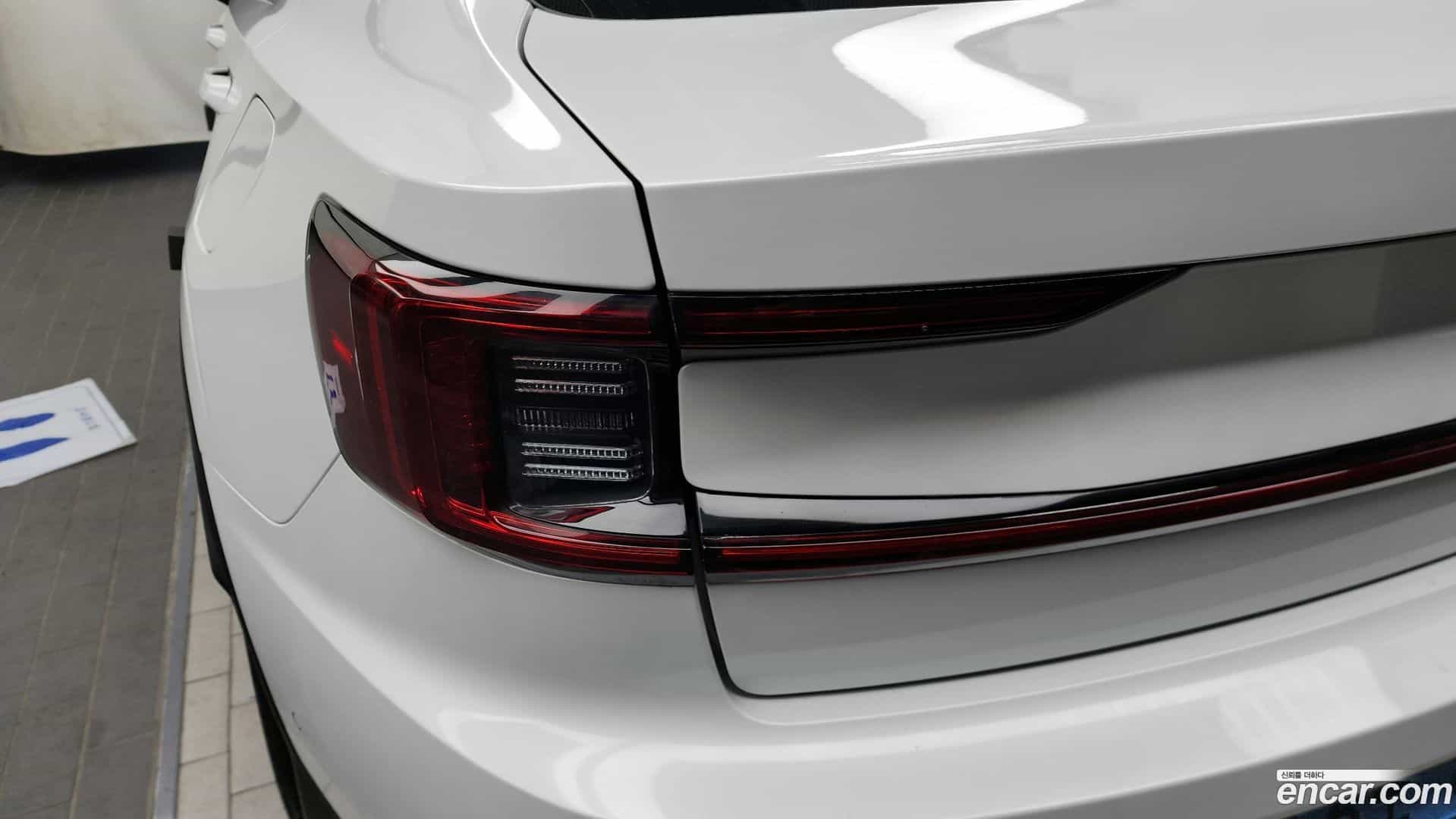 Polestar 2 Polestar 2022.2-OUTER-033