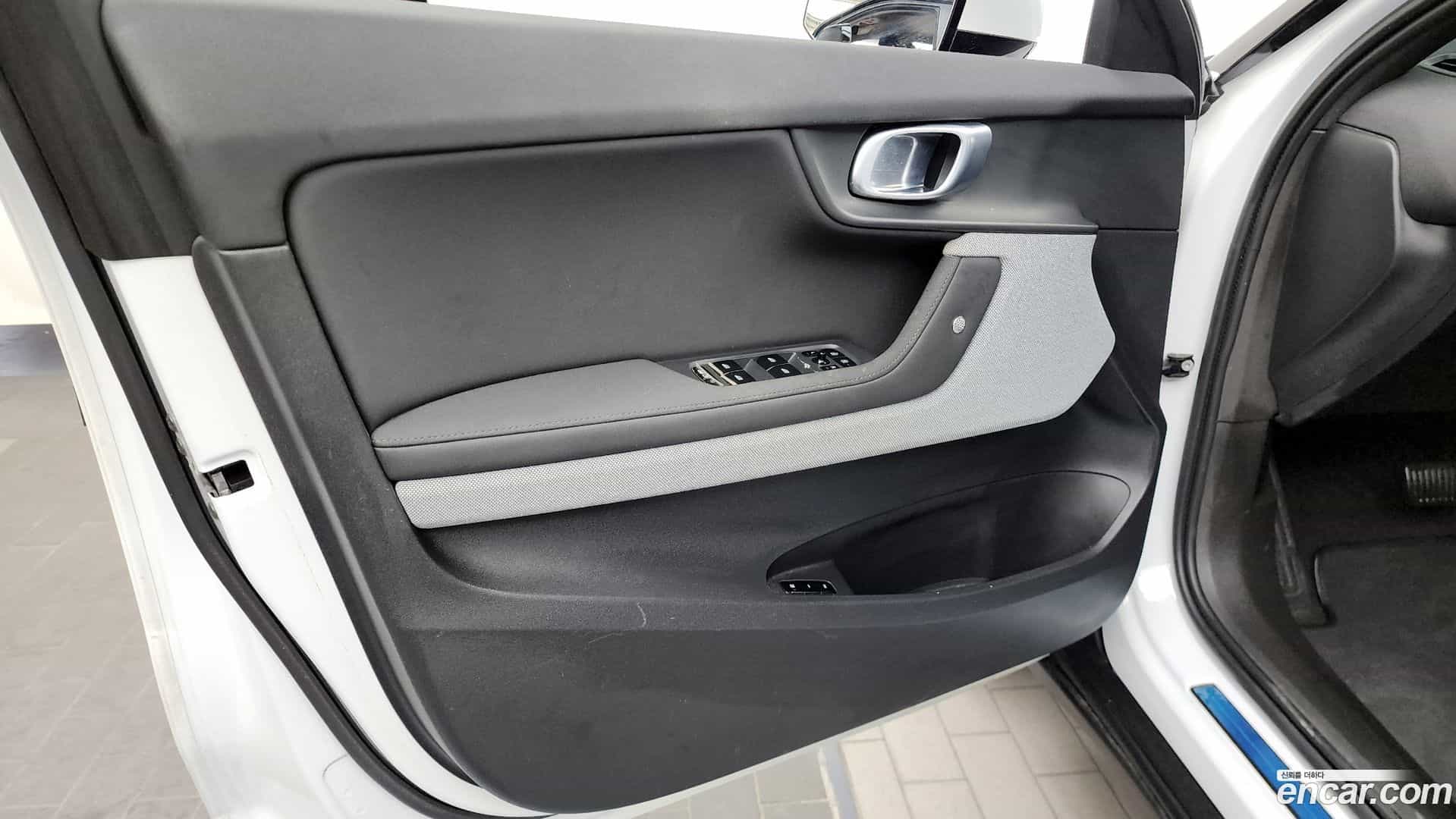 Polestar 2 Polestar 2022.2-INNER-034