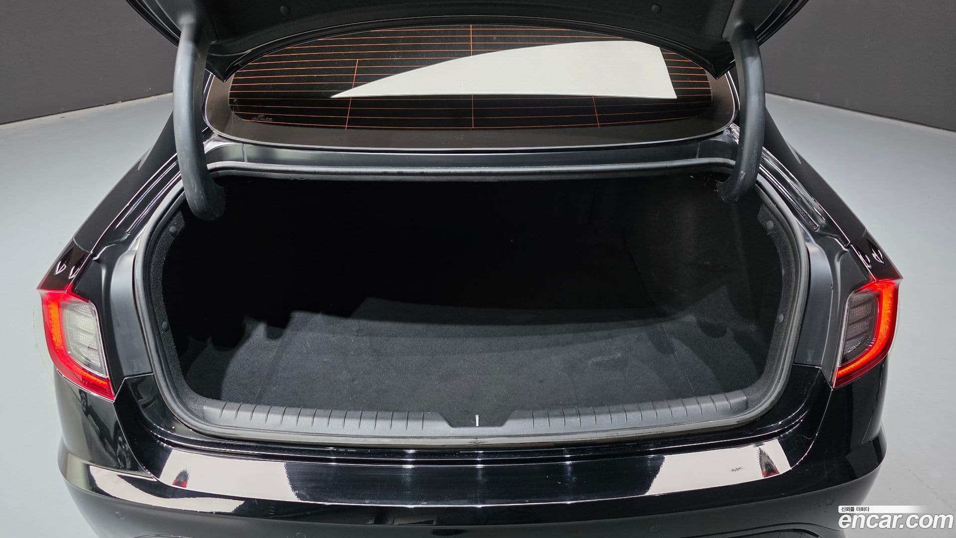 Main__Slider__Photo:Sonata Hyundai 2022.11-29
