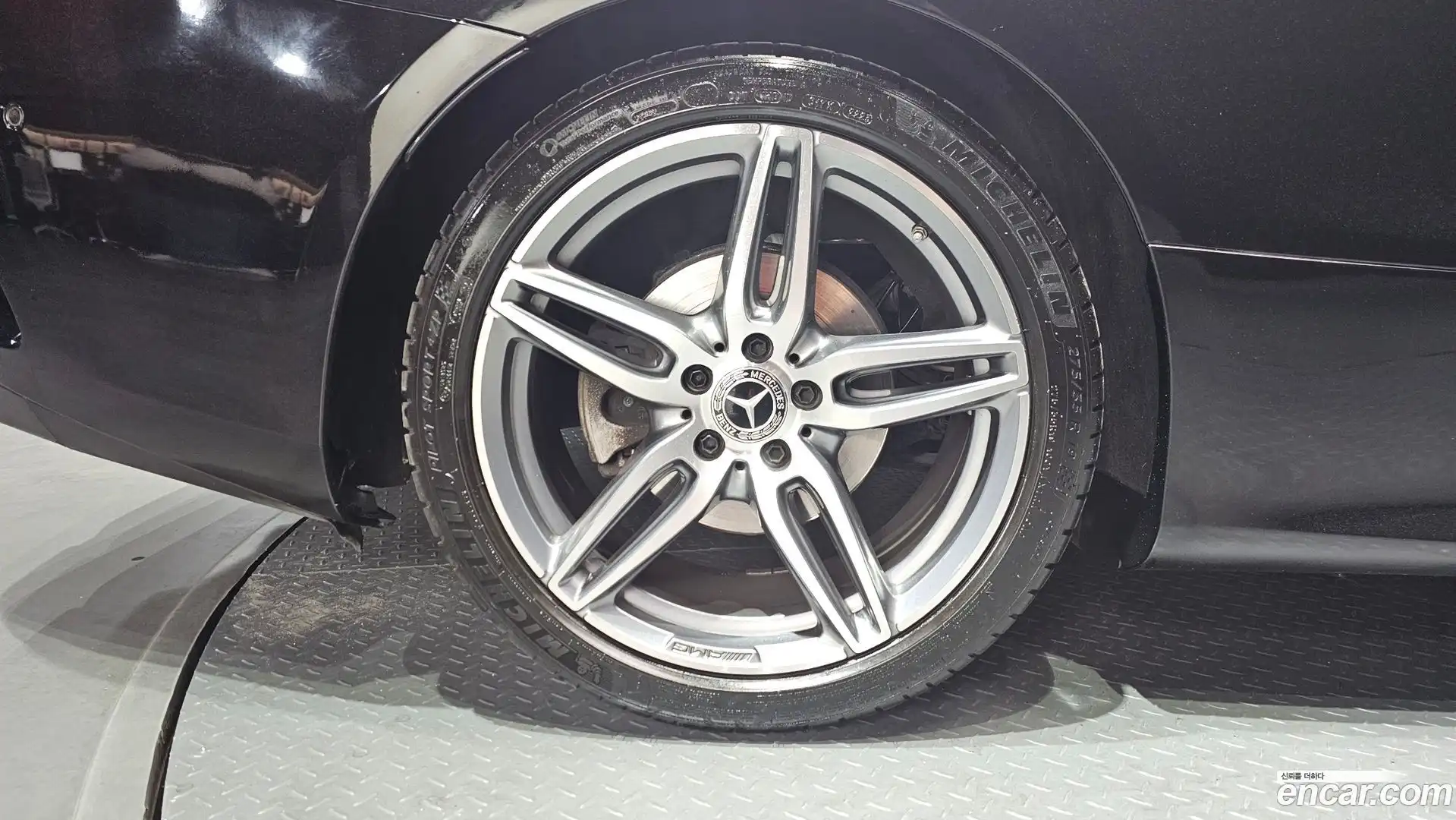 E-Class Mercedes-Benz 2019.9-OUTER-005