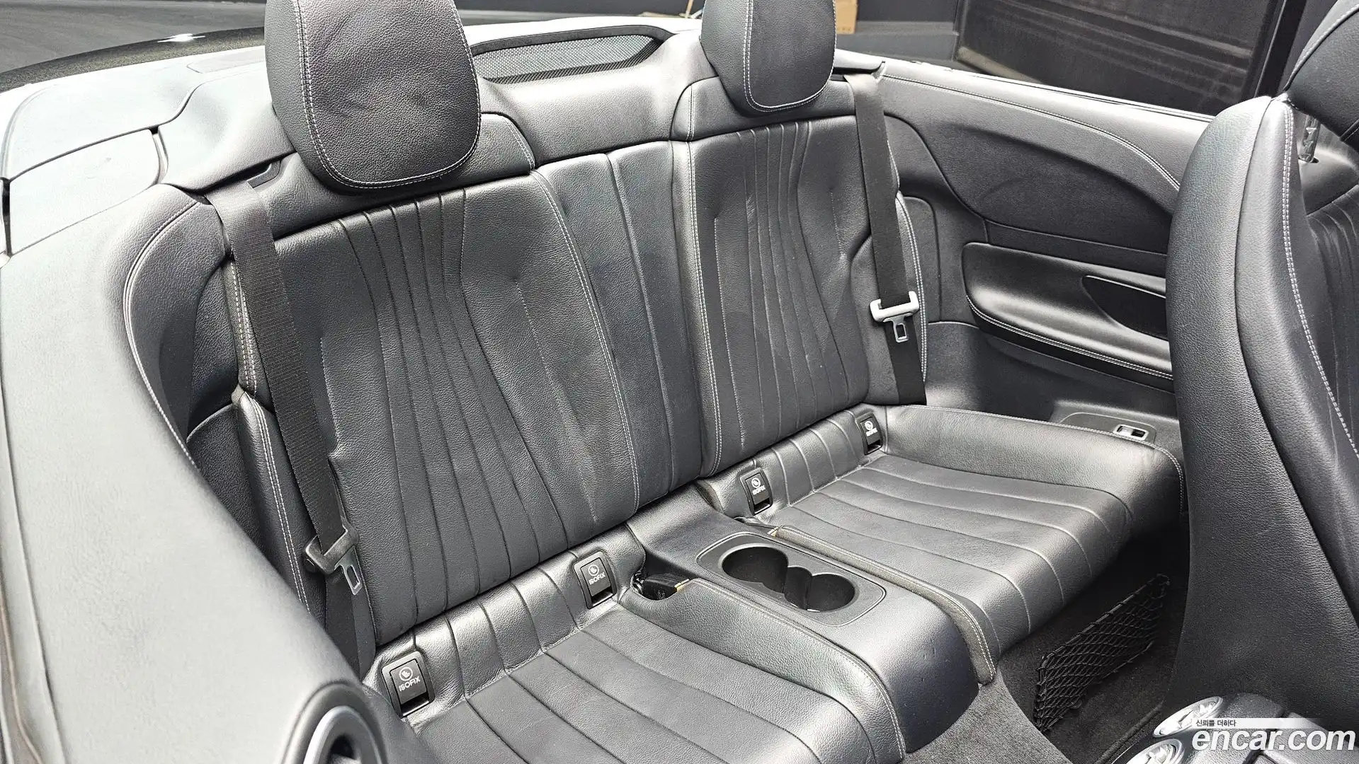 E-Class Mercedes-Benz 2019.9-OPTION-016