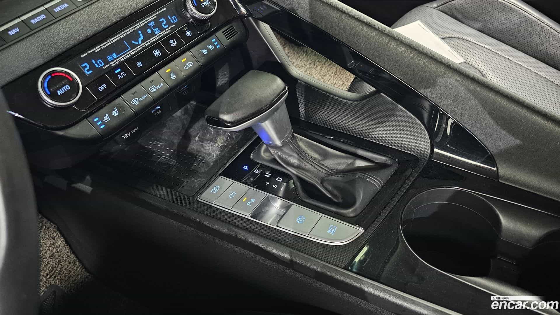 AVANTE Hyundai 2020.11-INNER-009