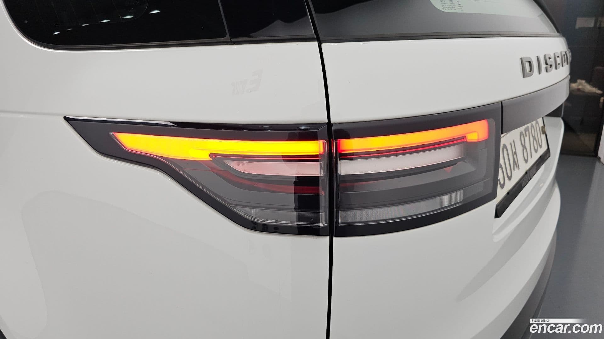 Main__Slider__Photo:Discovery Land Rover 2018.8-22