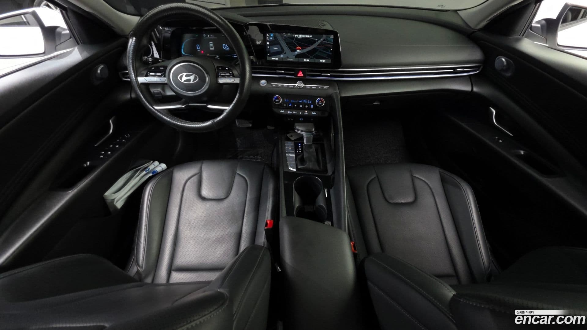 Main__Slider__Photo:AVANTE Hyundai 2023.3-6
