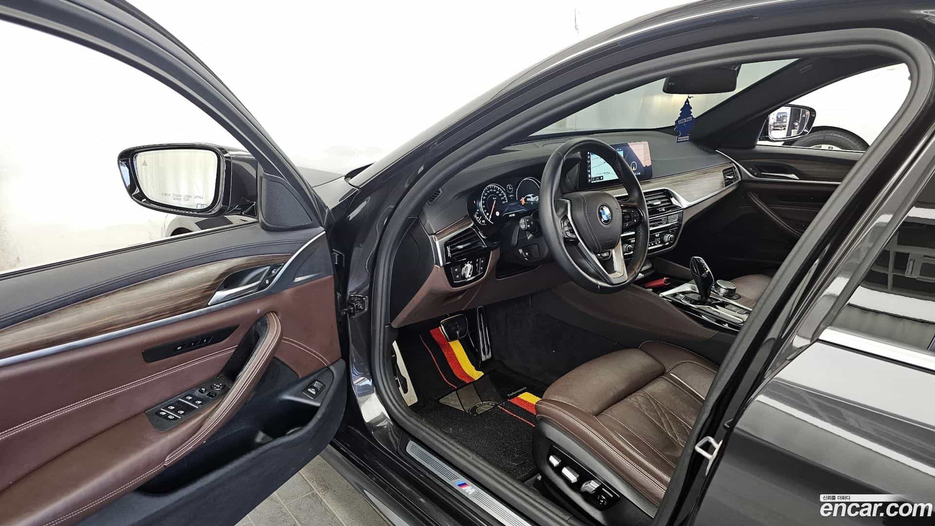 5-Series BMW 2017.10-INNER-010