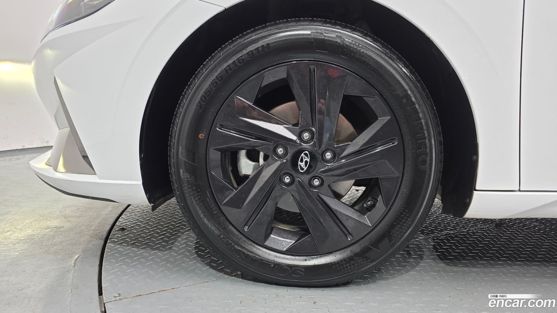 Main__Slider__Photo:AVANTE Hyundai 2021.2-4