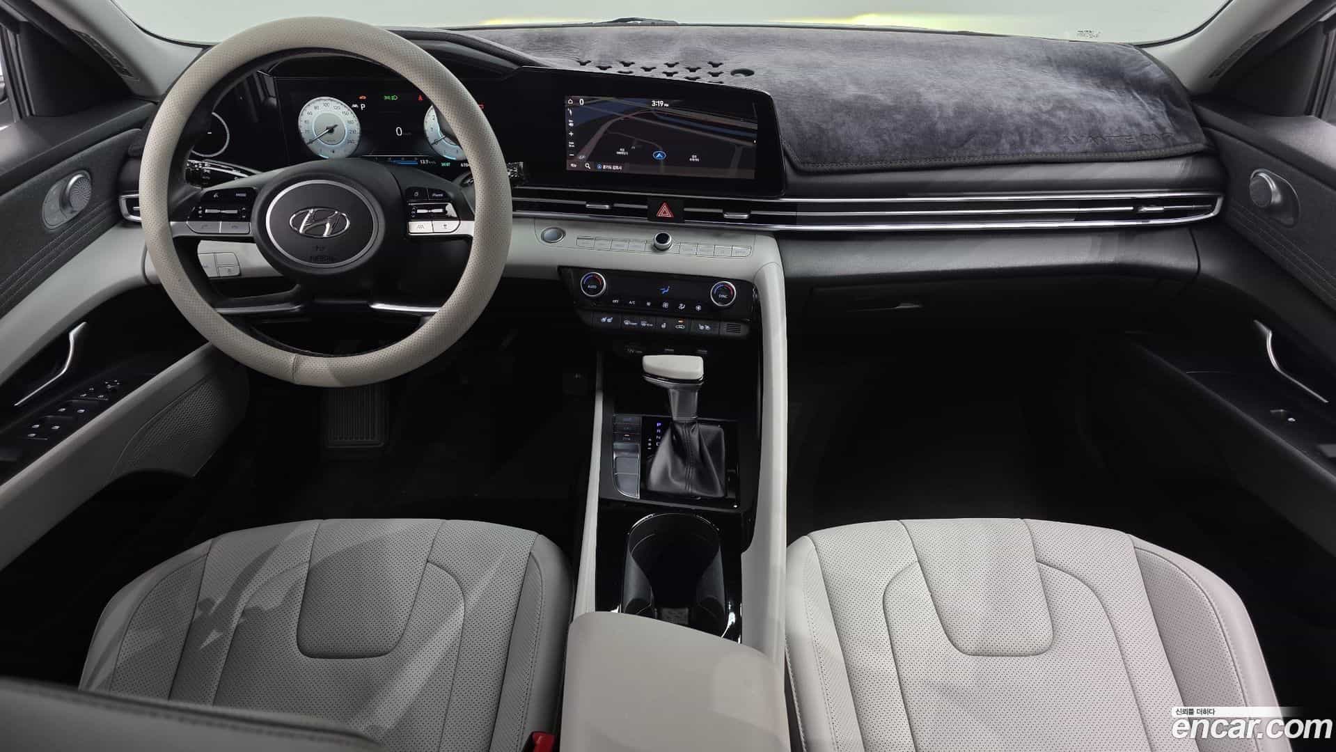 AVANTE Hyundai 2021.2-INNER-007