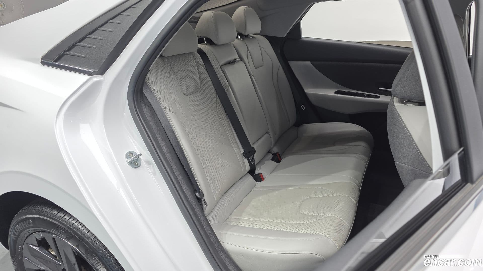 Main__Slider__Photo:AVANTE Hyundai 2021.2-10