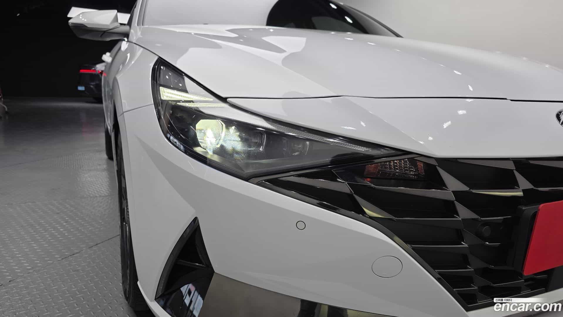 AVANTE Hyundai 2021.2-OUTER-032