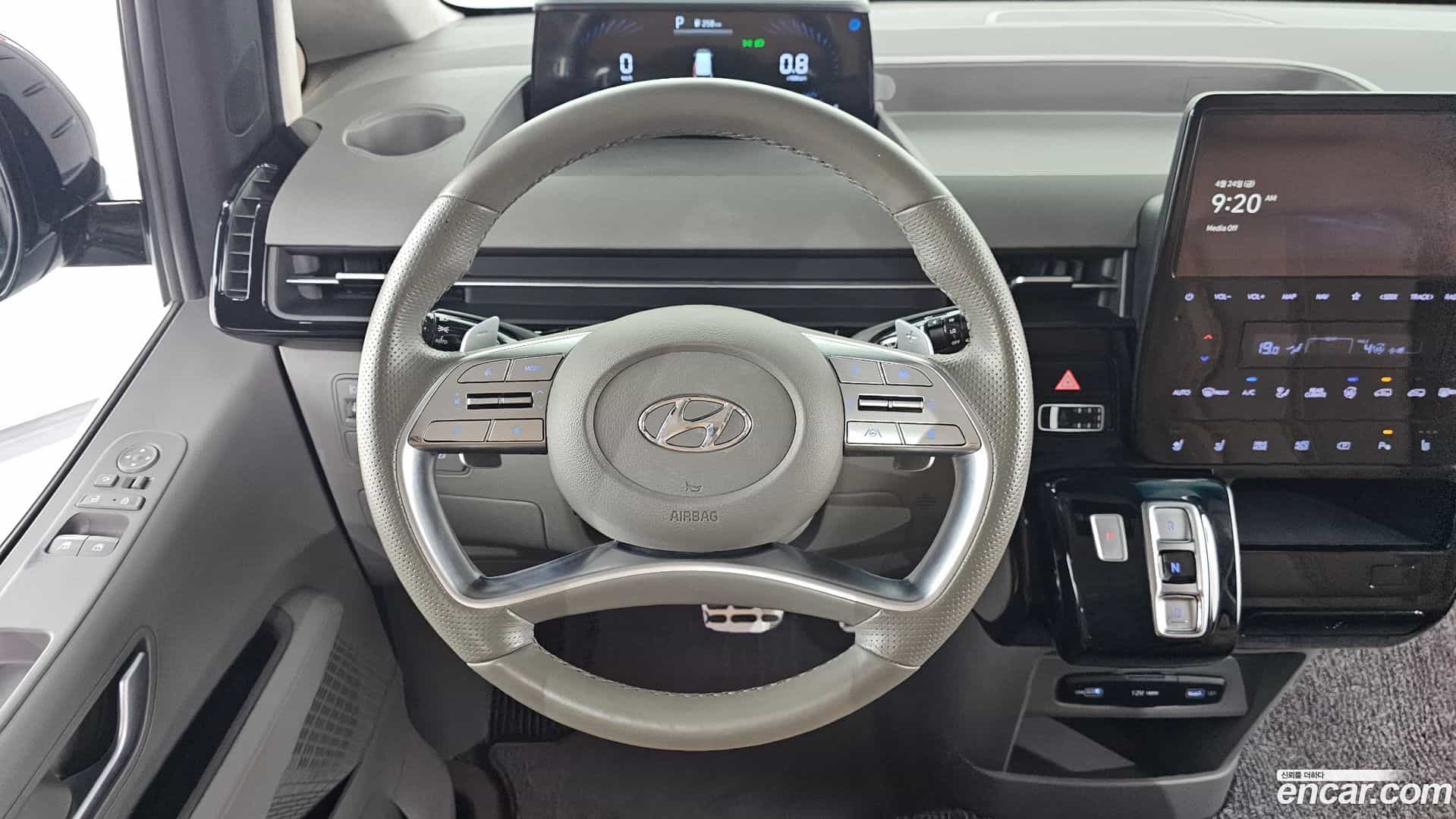 Staria Hyundai 2021.8-OPTION-017