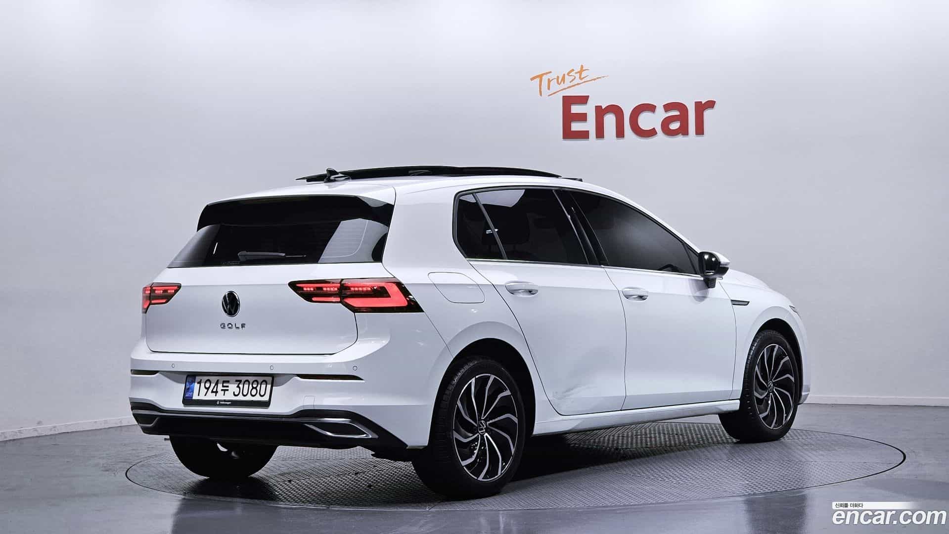 Golf Volkswagen 2022.7-OUTER-002