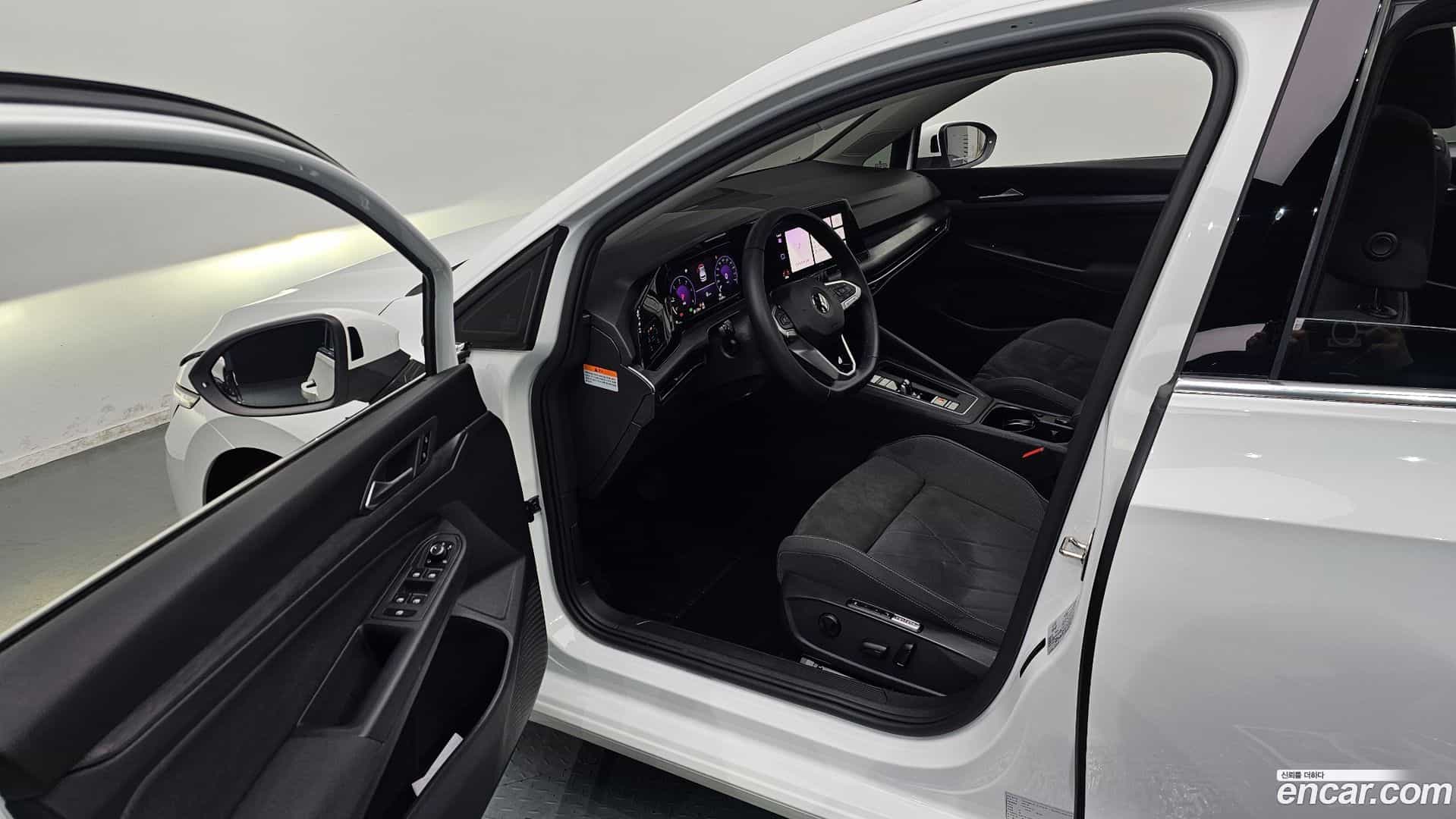 Golf Volkswagen 2022.7-INNER-010