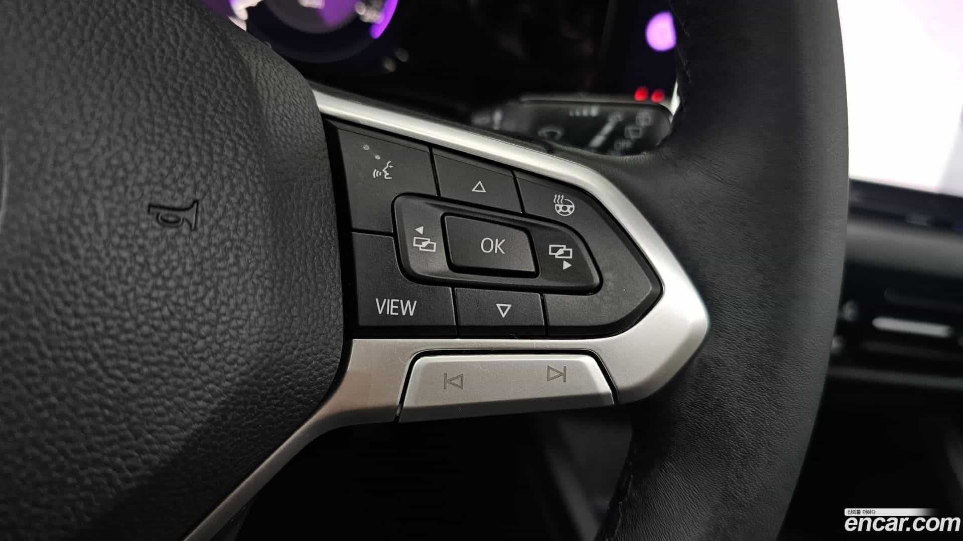 Golf Volkswagen 2022.7-OPTION-019