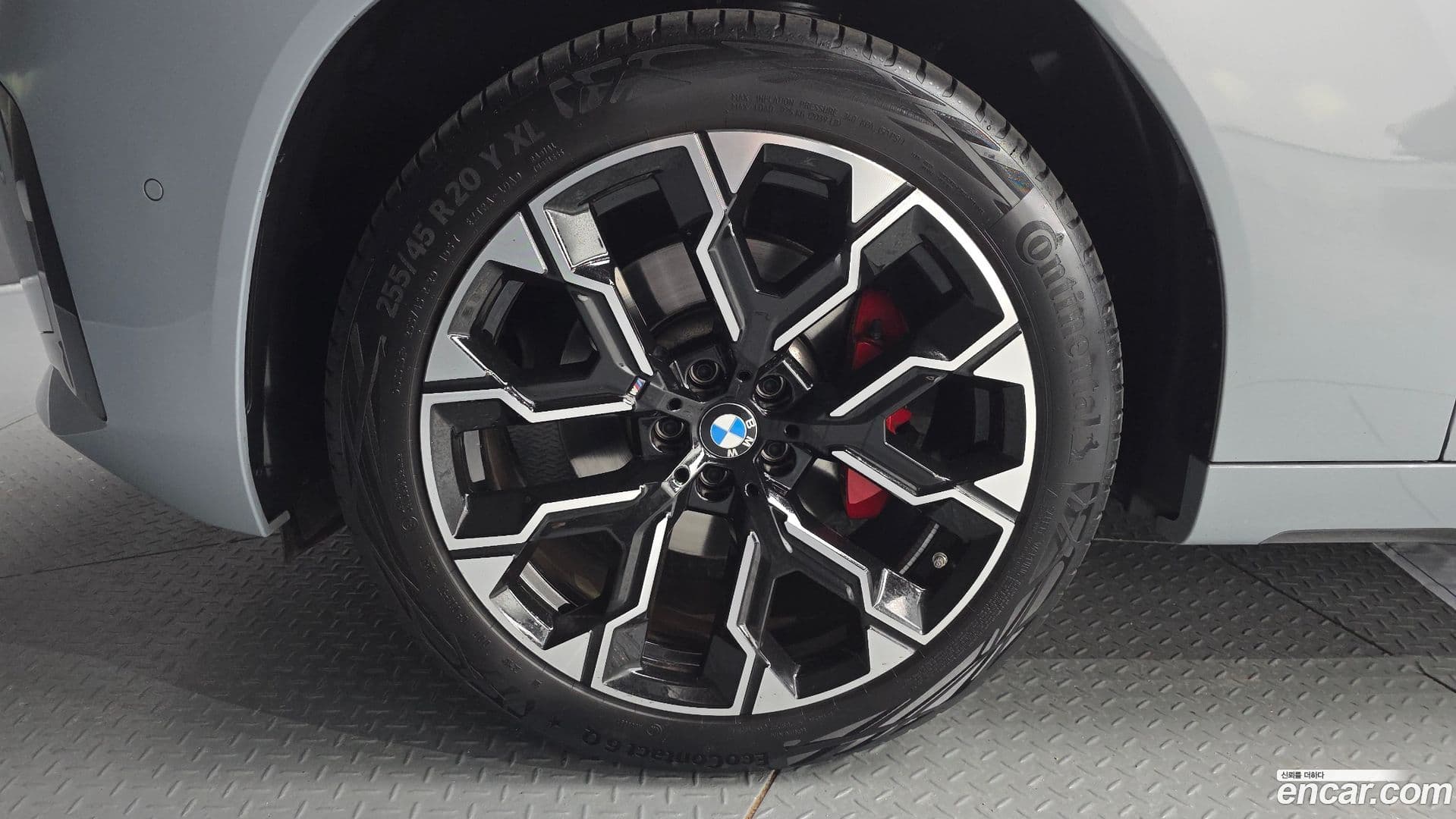 Main__Slider__Photo:X3 BMW 2025.0-4