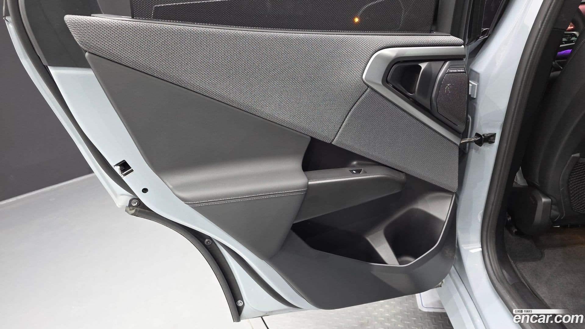 Main__Slider__Photo:X3 BMW 2025.0-24