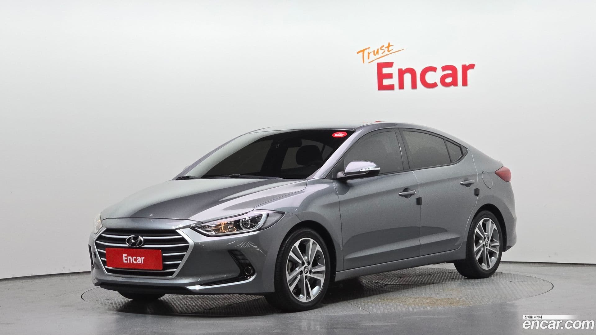 Main__Slider__Photo:AVANTE Hyundai 2018.5-0