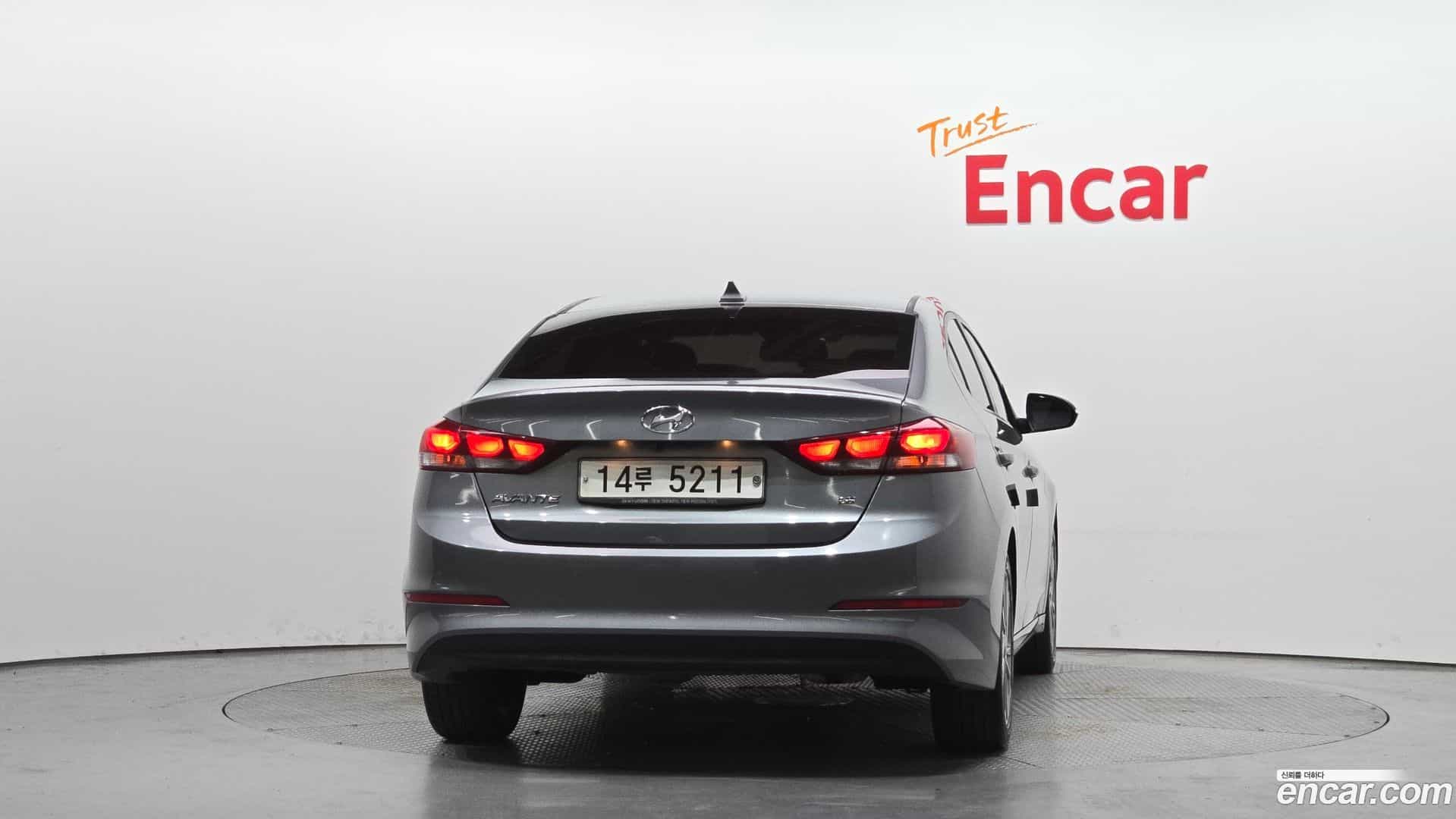 AVANTE Hyundai 2018.5-OUTER-004