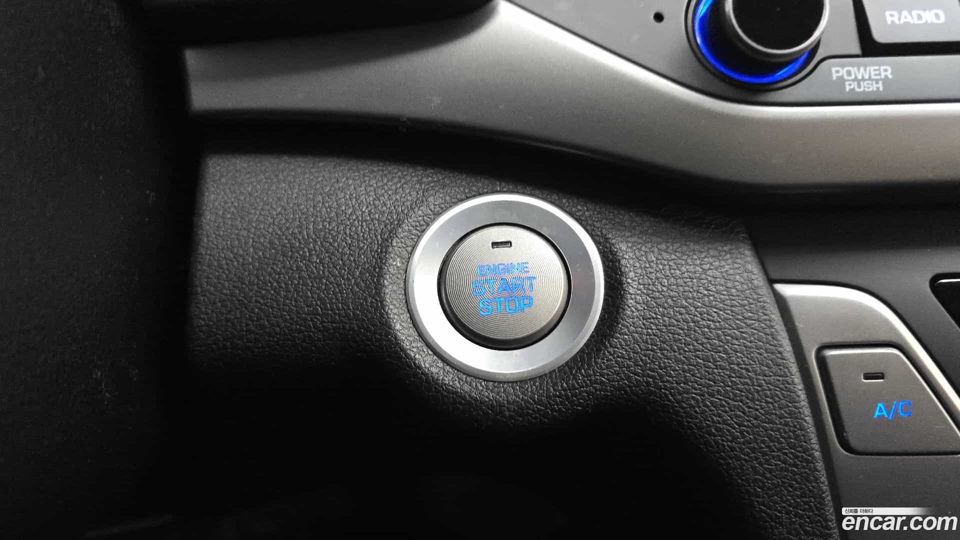 AVANTE Hyundai 2018.5-OPTION-040