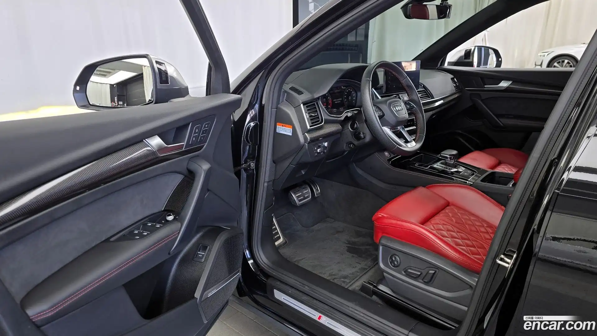 SQ5 Audi 2023.11-INNER-010
