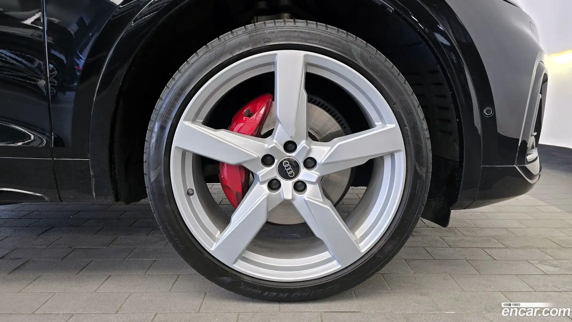 SQ5 Audi 2023.11-OUTER-031