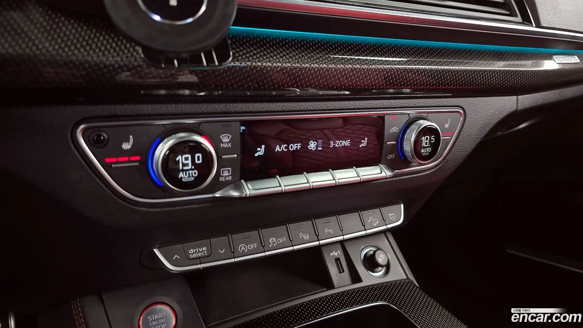 SQ5 Audi 2023.11-OPTION-048