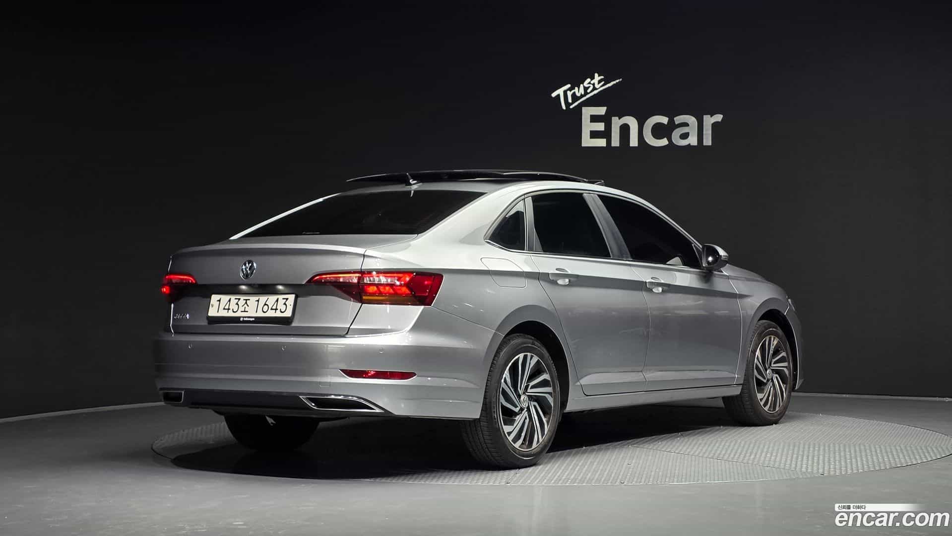 Jetta Volkswagen 2021.2-OUTER-002