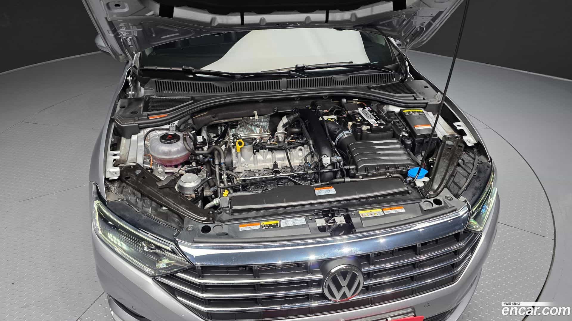 Jetta Volkswagen 2021.2-OUTER-006