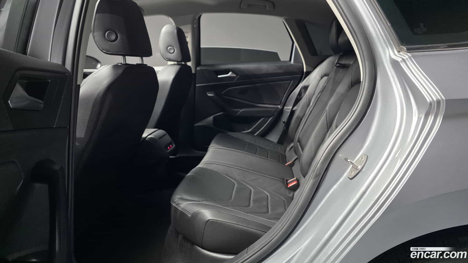 Jetta Volkswagen 2021.2-OPTION-016