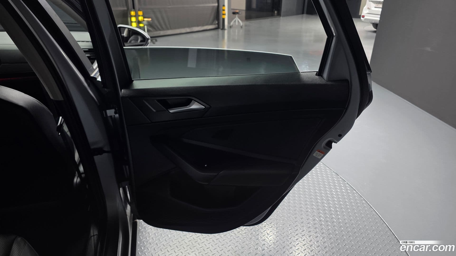 Main__Slider__Photo:Jetta Volkswagen 2021.2-24