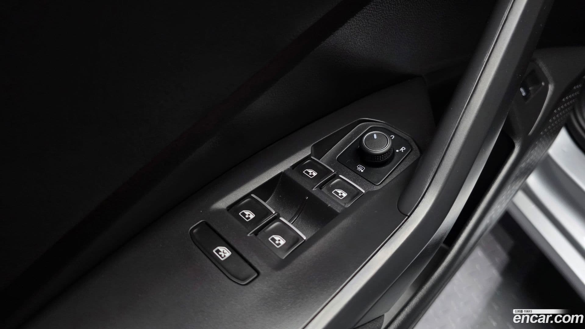 Main__Slider__Photo:Jetta Volkswagen 2021.2-29