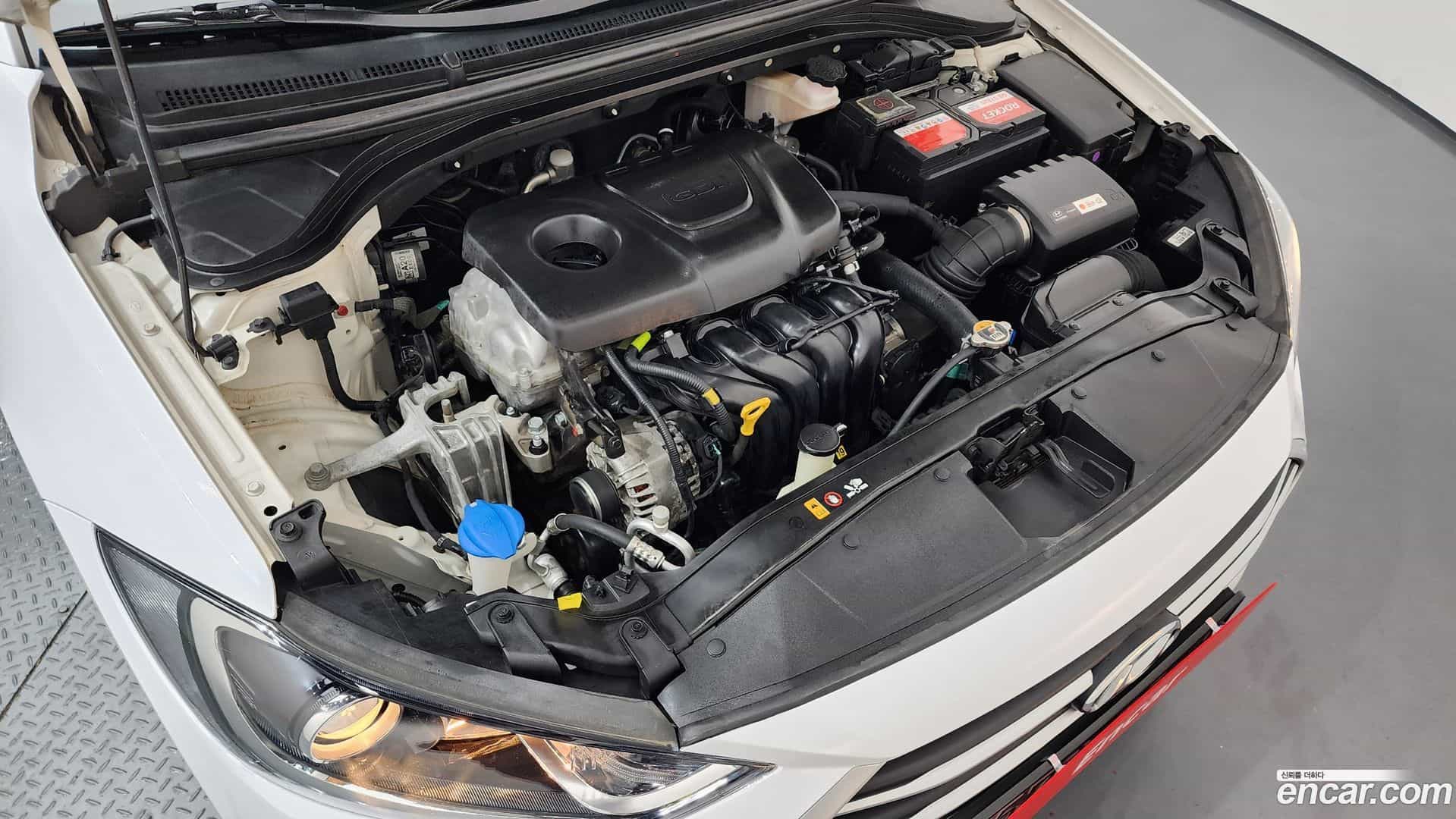 AVANTE Hyundai 2018.8-OUTER-006