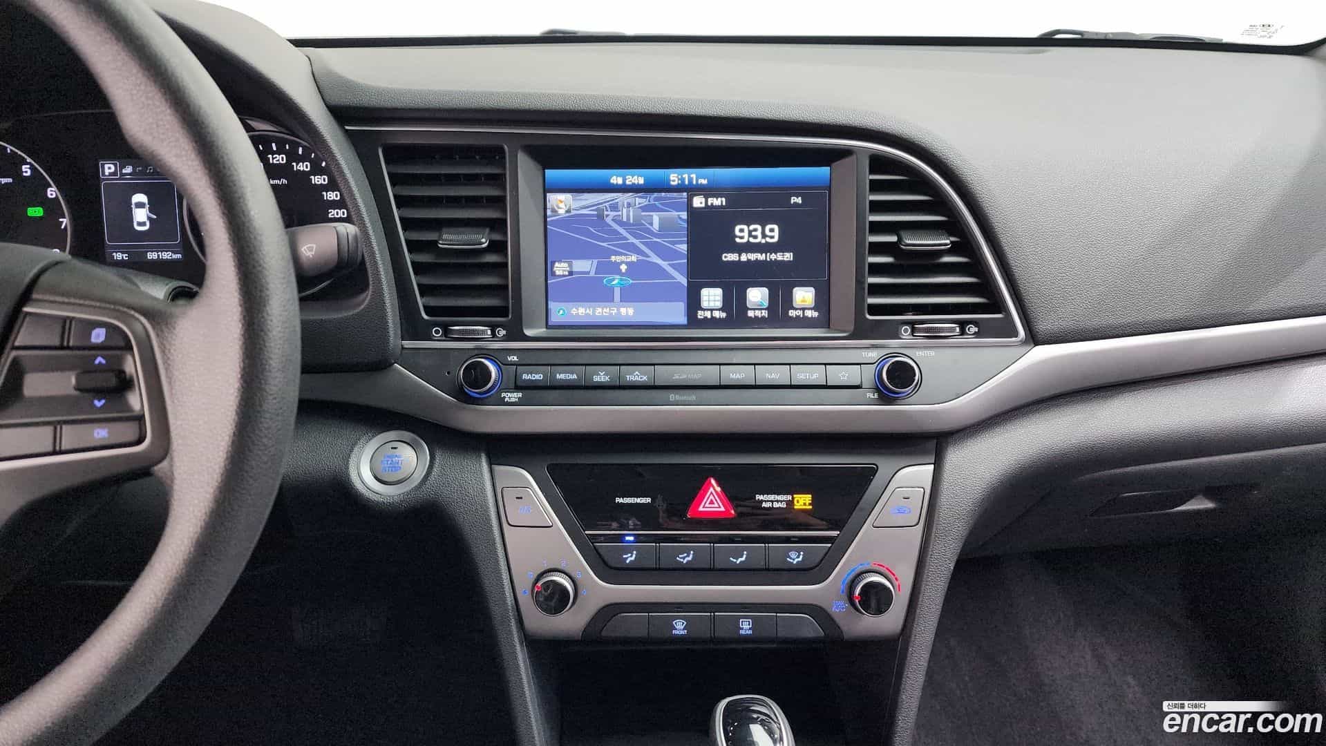 AVANTE Hyundai 2018.8-OPTION-016