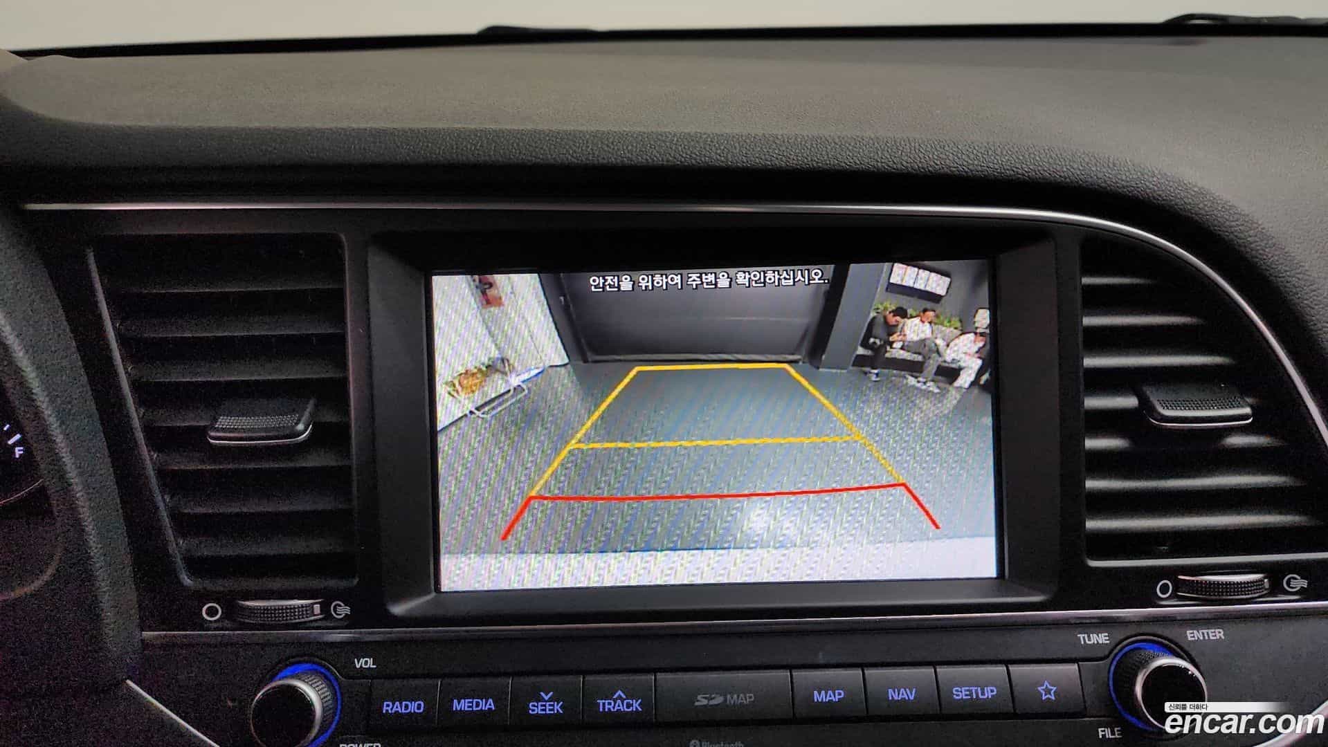 AVANTE Hyundai 2018.8-OPTION-018