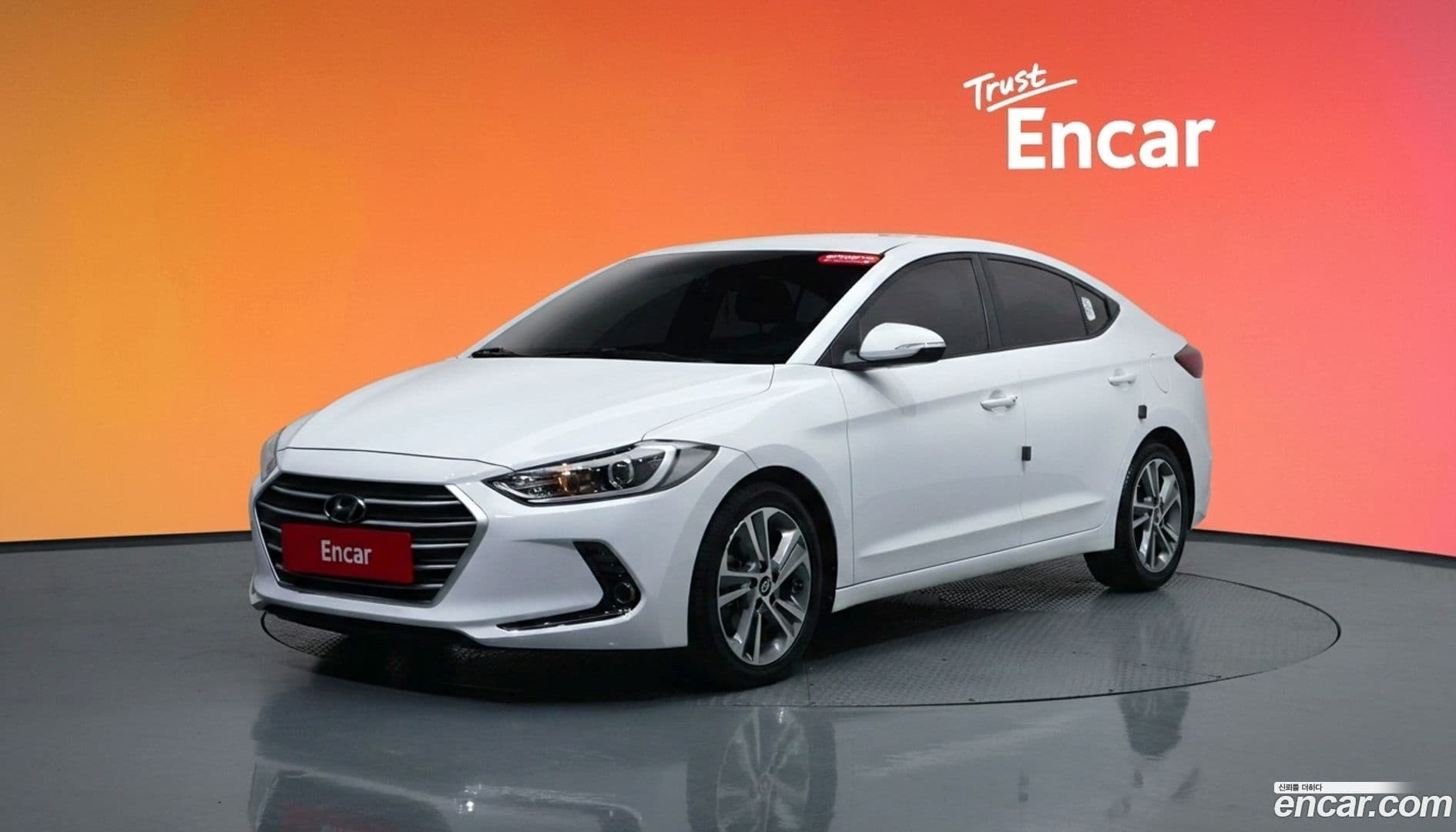 Main__Slider__Photo:AVANTE Hyundai 2018.8-0