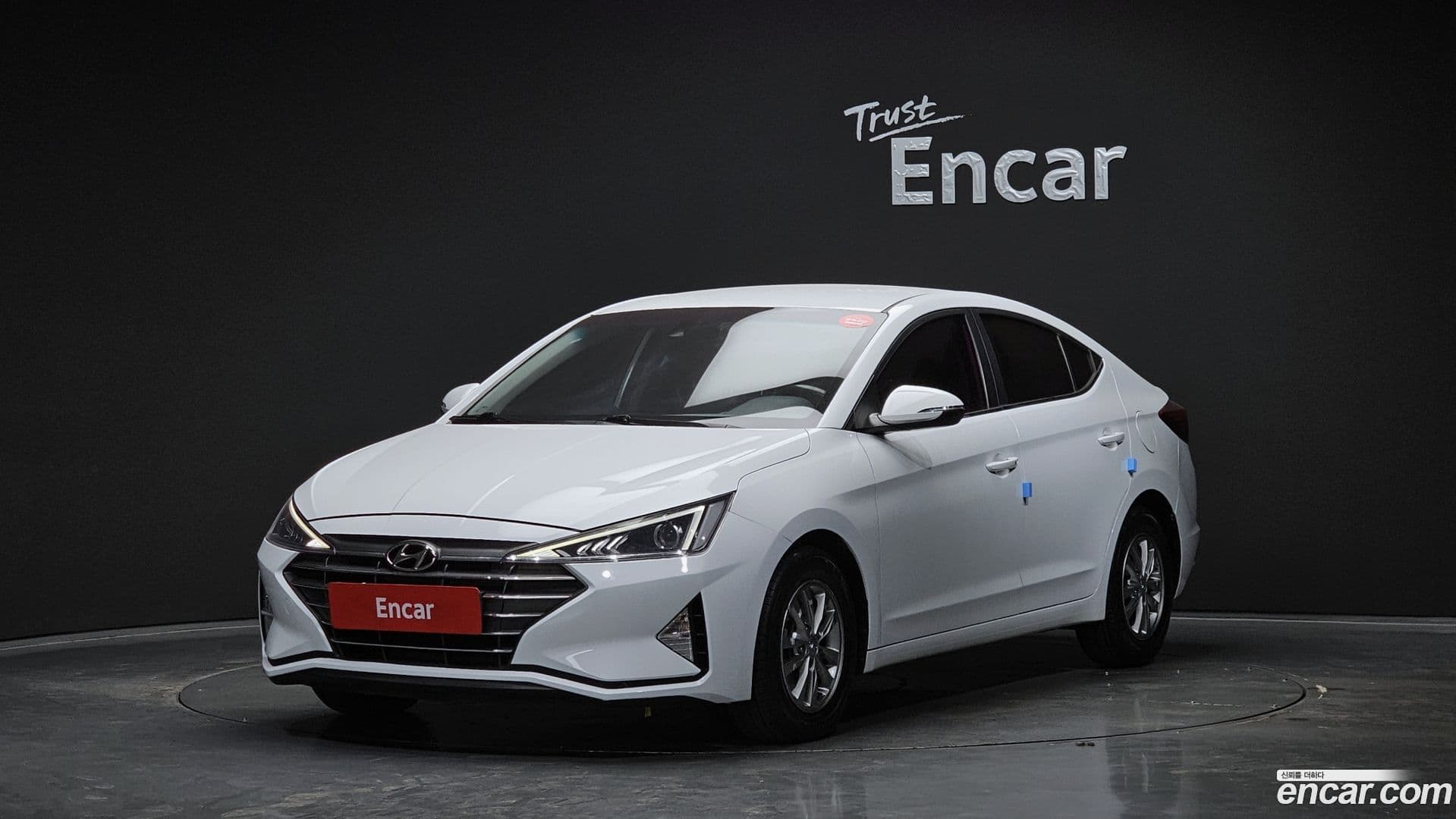 Main__Slider__Photo:AVANTE Hyundai 2019.11-0