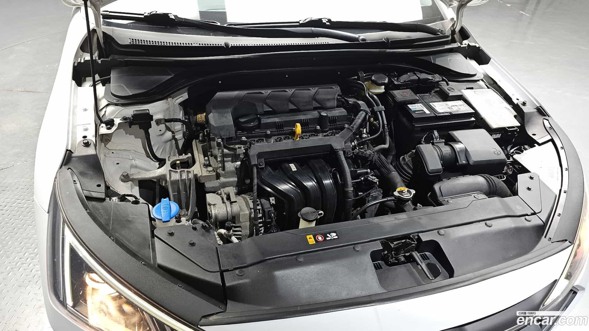 AVANTE Hyundai 2019.11-OUTER-006