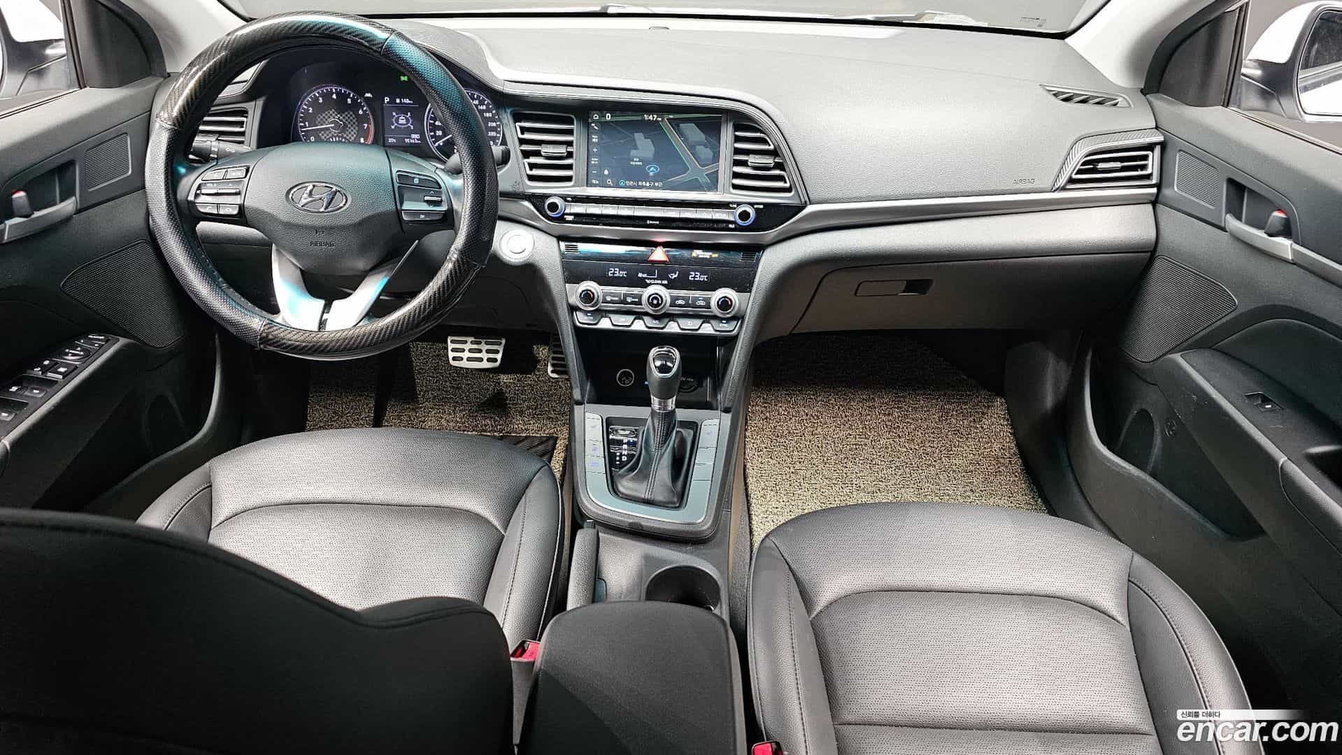 AVANTE Hyundai 2019.11-INNER-007