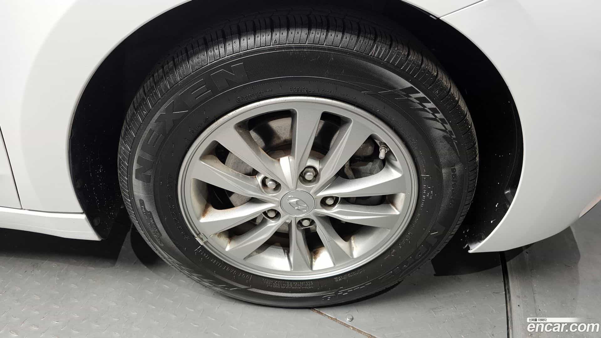 AVANTE Hyundai 2019.11-OUTER-031