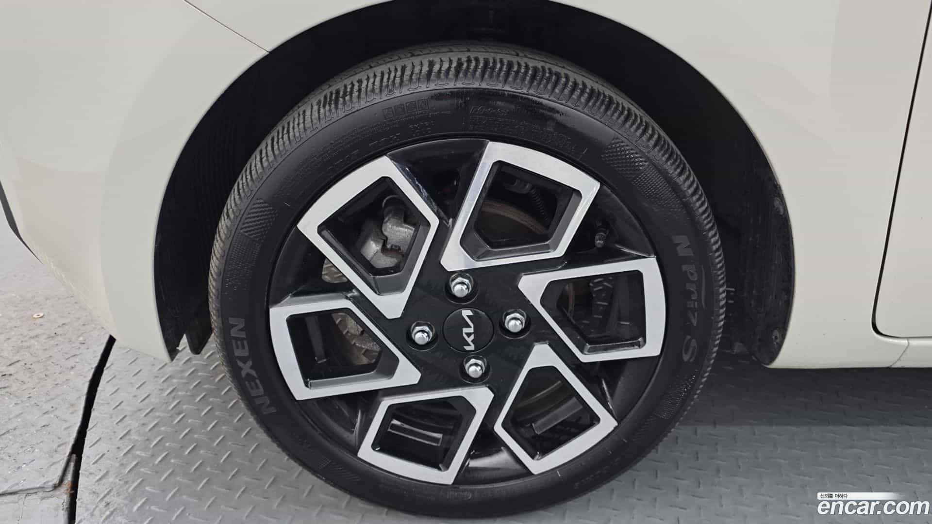 RAY Kia 2024.2-OUTER-005