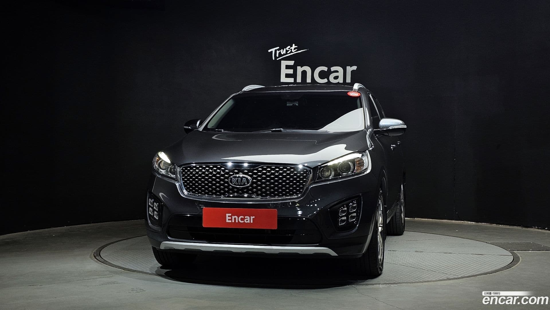 Main__Slider__Photo:Sorento Kia 2017.6-2