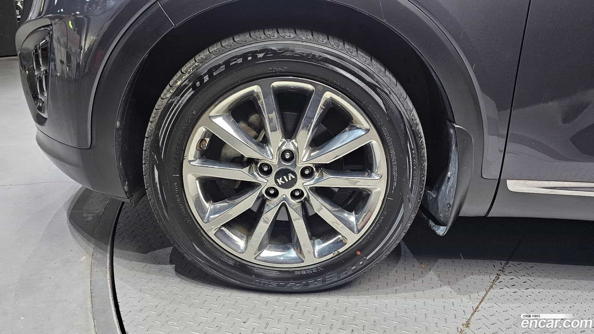 Sorento Kia 2017.6-OUTER-005